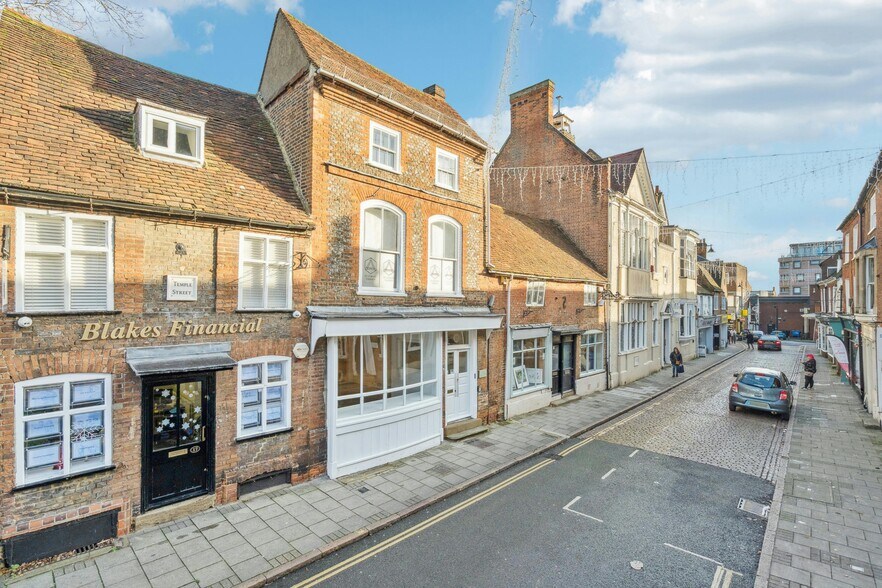 15 Temple St, Aylesbury à louer - Photo du bâtiment - Image 1 de 39