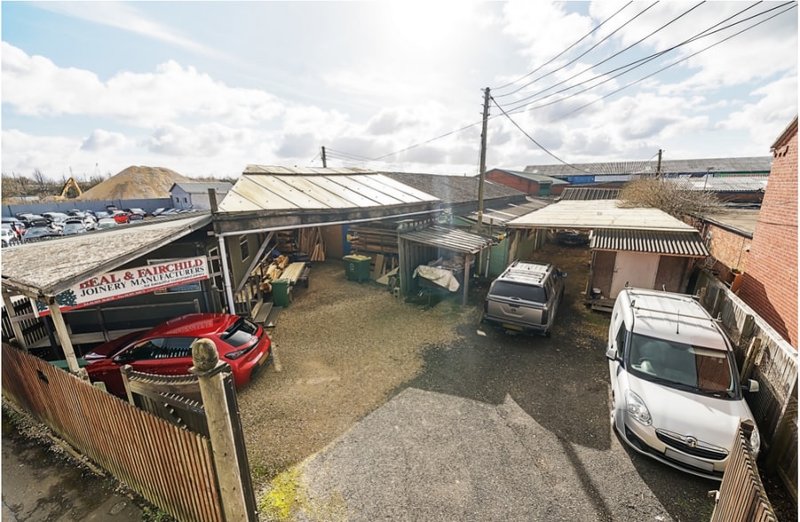 2 Welland Rd, Boston à vendre - Photo du bâtiment - Image 2 de 9