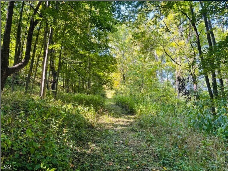 6546 IN-121, Connersville, IN for sale - Primary Photo - Image 1 of 1