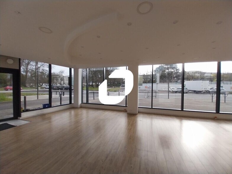 8 Boulevard Du Tertre, Saint-Herblain for lease - Building Photo - Image 1 of 5