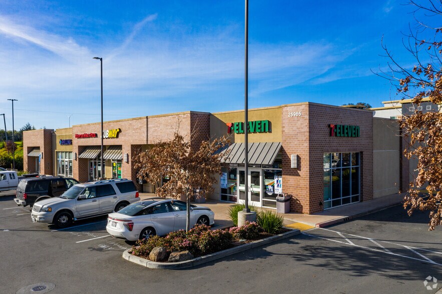 NWC Highway 92, Hayward, CA à louer - Photo du bâtiment - Image 2 de 8