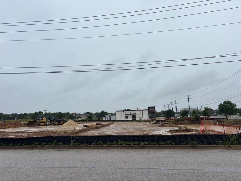 1825 Clover Ln, Cedar Park, TX for lease - Building Photo - Image 3 of 8