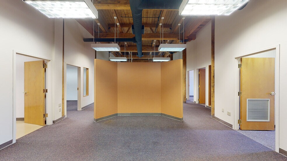 290 Pratt St, Meriden, CT à louer - Numérisation 3D de Matterport - Image 3 de 49