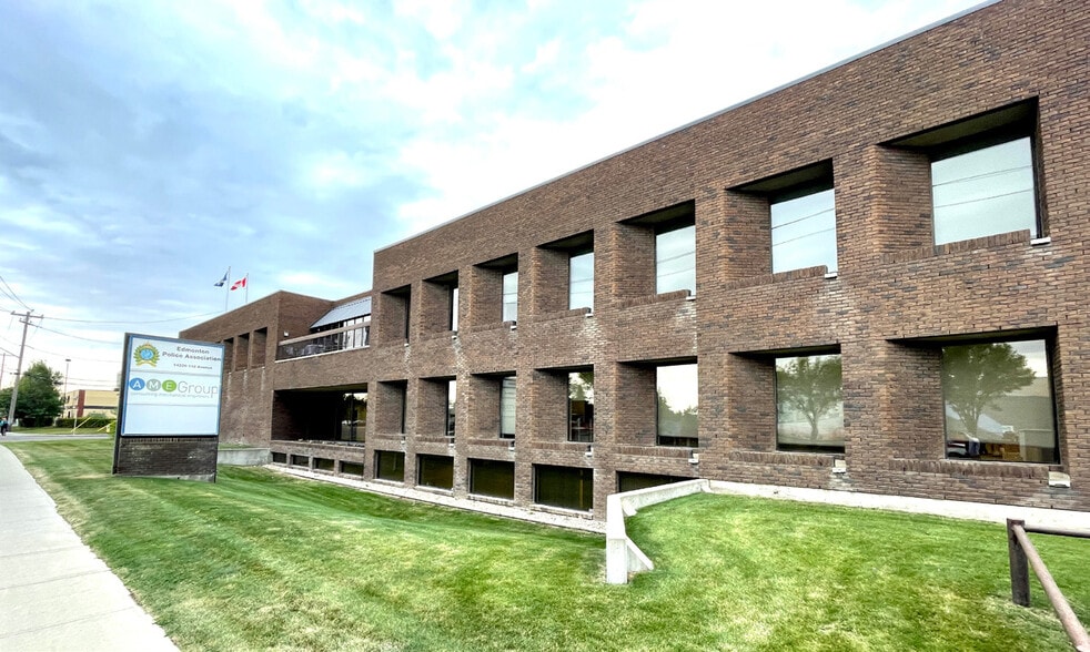 14220 112th Ave NW, Edmonton, AB for lease - Primary Photo - Image 1 of 5