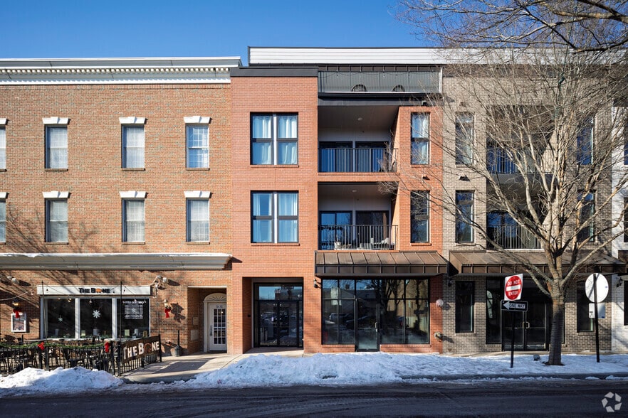 9414 Battle St, Manassas, VA for lease - Building Photo - Image 3 of 10