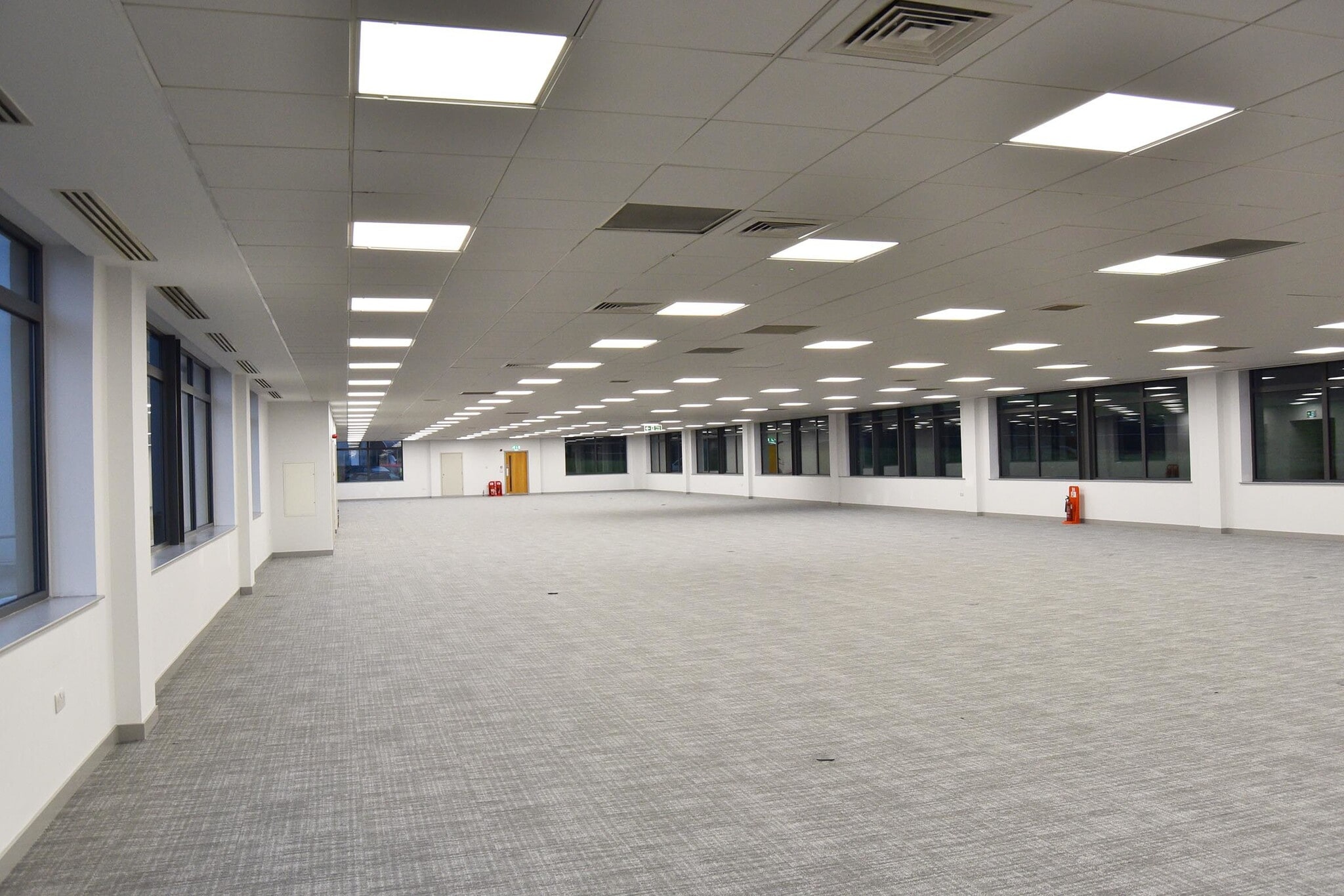 25 Tyndrum St, Glasgow for lease Interior Photo- Image 1 of 2