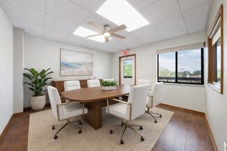 Plus de détails pour 2335 Tamiami Trl N, Naples, FL - Bureau à louer