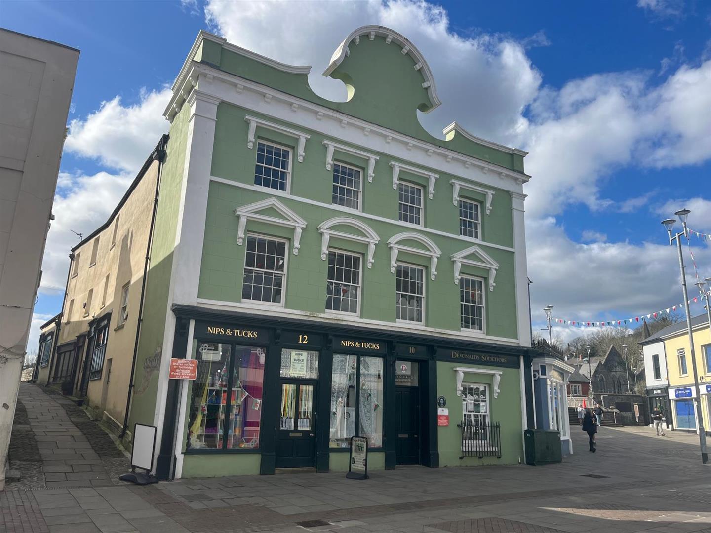 10-12 Dunraven Pl, Bridgend à vendre Photo du bâtiment- Image 1 de 3