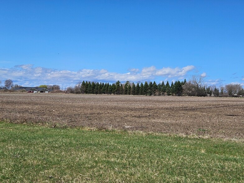 Temple Dr, Saginaw, MI for sale - Building Photo - Image 3 of 15