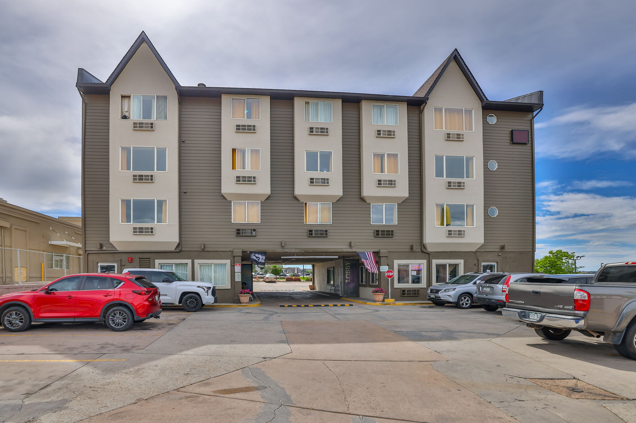 8350 Razorback Rd, Colorado Springs, CO for sale Primary Photo- Image 1 of 45