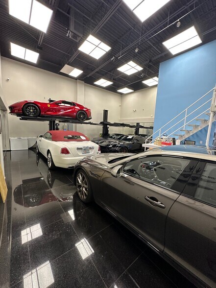 3019 Ravenswood Rd, Fort Lauderdale, FL à vendre - Photo du bâtiment - Image 1 de 6