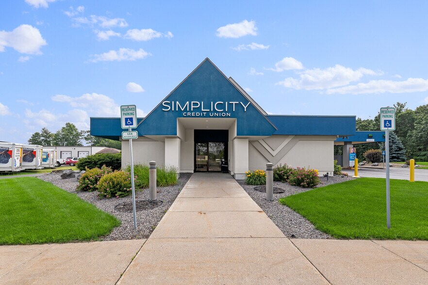 3101 Hoover Rd, Stevens Point, WI for sale - Building Photo - Image 3 of 53