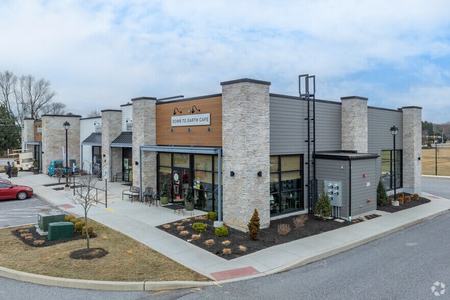 100 Legacy Drive, Mechanicsburg, PA à vendre - Photo du bâtiment - Image 3 de 5