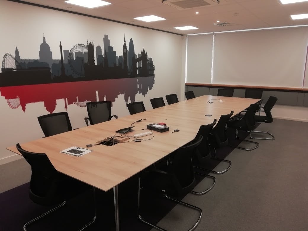 Fishponds Rd, Wokingham à louer Photo du bâtiment- Image 1 de 13