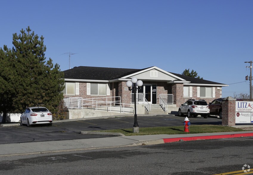 5145 S Airport Rd, Roy, UT à louer - Photo du bâtiment - Image 3 de 3