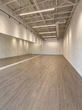 11051-11059 Ventura Blvd, Studio City, CA for lease Interior Photo- Image 1 of 2