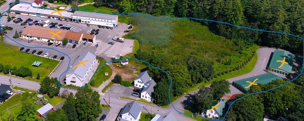 Clarke Plaza/Wolfeboro Shopping Ctr portfolio of 2 properties for sale on LoopNet.ca - Aerial - Image 3 of 9