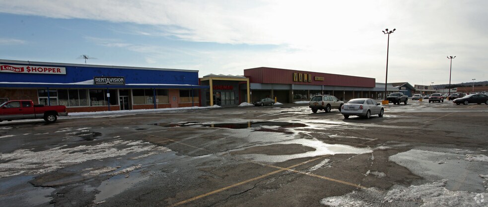 1120-1122 State Route 222, Cortland, NY à vendre - Photo du bâtiment - Image 2 de 9