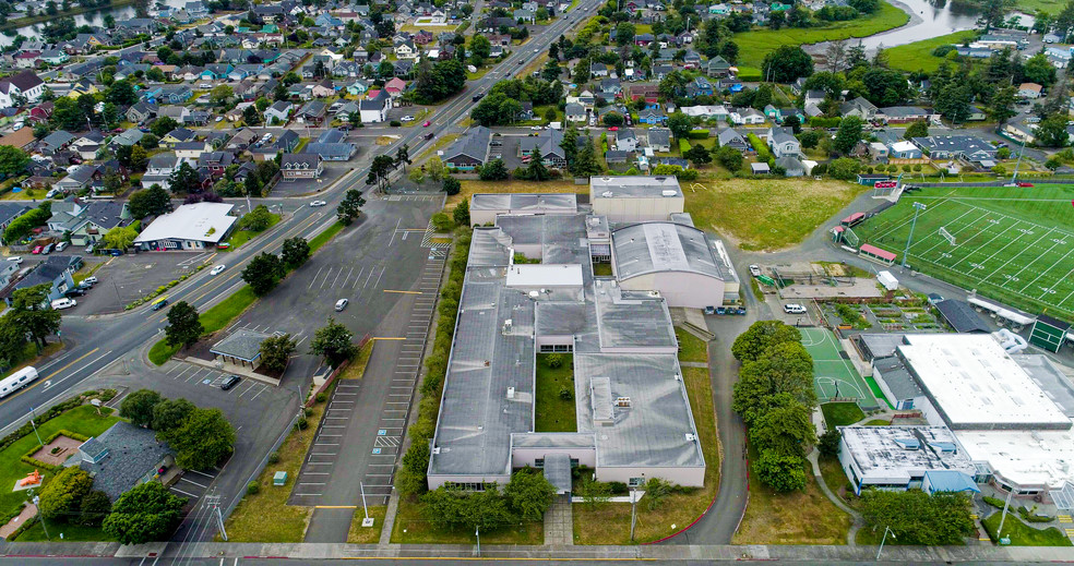 1120 Broadway St, Seaside, OR for sale - Primary Photo - Image 1 of 1