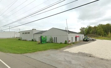 1300 N River Rd, Warren, OH à louer Photo du bâtiment- Image 1 de 1