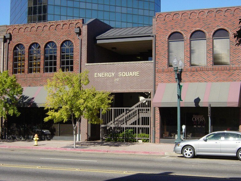 212 Texas St, Shreveport, LA à louer - Photo du bâtiment - Image 3 de 5