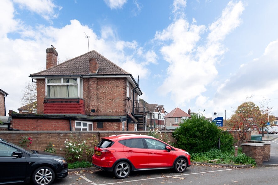 102 Nield Rd, Hayes for lease - Building Photo - Image 3 of 5