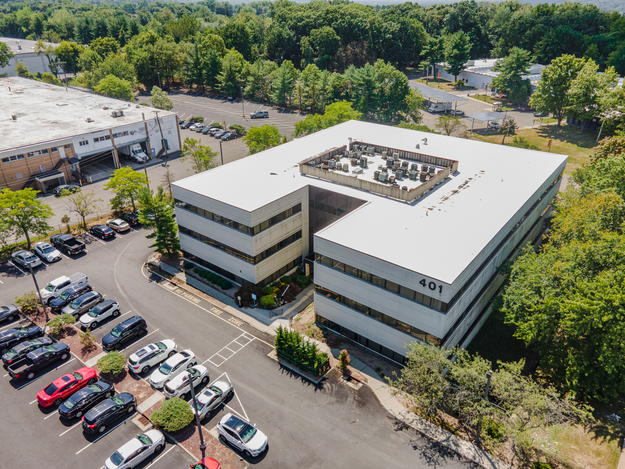 401 Hamburg Turnpike, Wayne, NJ à vendre Photo du bâtiment- Image 1 de 1