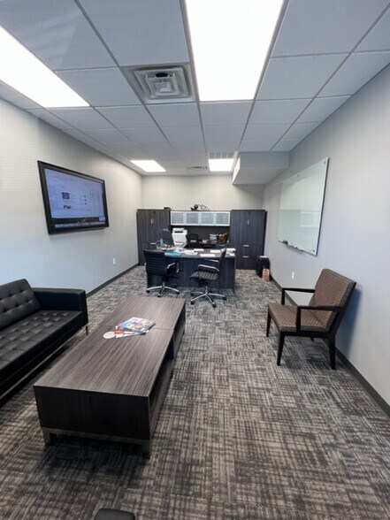 1322-1324 Miller Rd, Greenville, SC for lease - Building Photo - Image 2 of 7