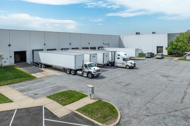 Plus de détails pour 8750 Larkin Rd, Savage, MD - Industriel à louer