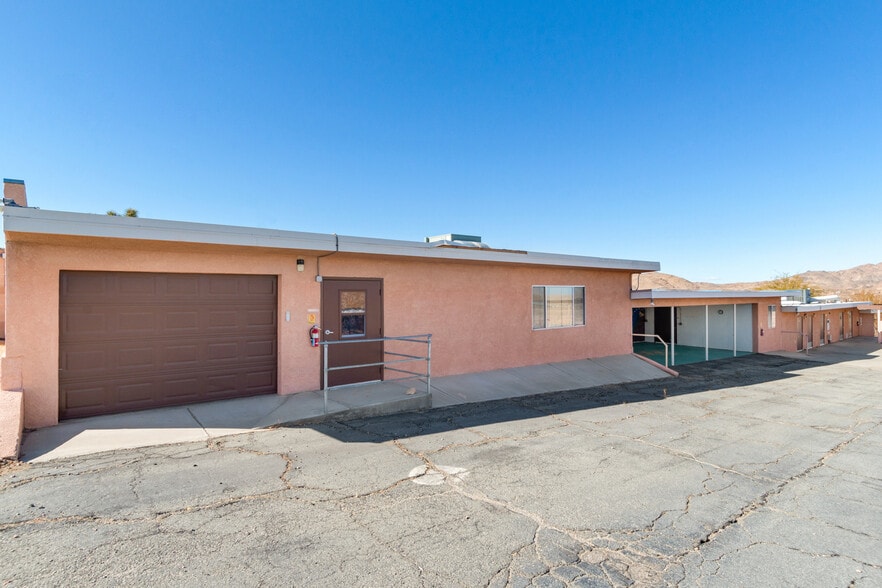 6889 Sunny Vista Rd, Joshua Tree, CA for sale - Building Photo - Image 3 of 51