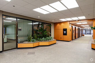 2001 Midwest Rd, Oak Brook, IL for lease Interior Photo- Image 2 of 2