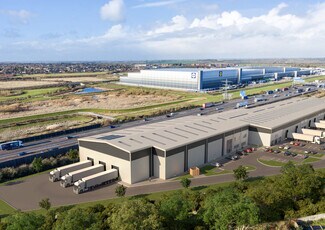 Plus de détails pour Luton Rd, Luton - Industriel à louer