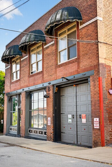 109 7th Ave E, Springfield, TN à vendre - Photo du bâtiment - Image 3 de 112