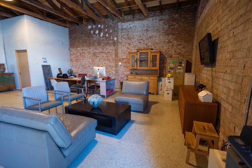 718 W Polk St, Phoenix, AZ à vendre - Photo du bâtiment - Image 2 de 18