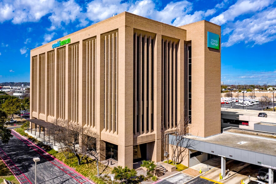 6061 W IH-10, San Antonio, TX for sale - Building Photo - Image 2 of 17