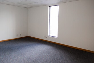3730 Sinton Rd, Colorado Springs, CO for lease Interior Photo- Image 2 of 4