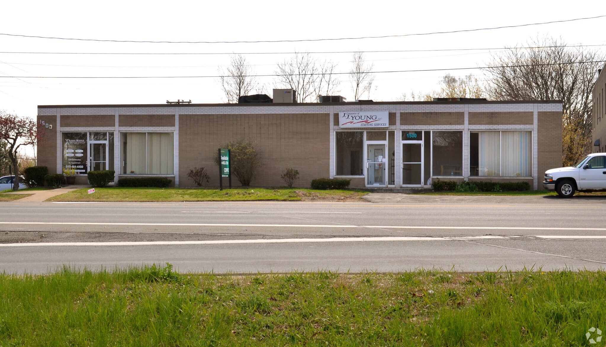 1500 Central Ave, Colonie, NY à louer Photo principale- Image 1 de 23