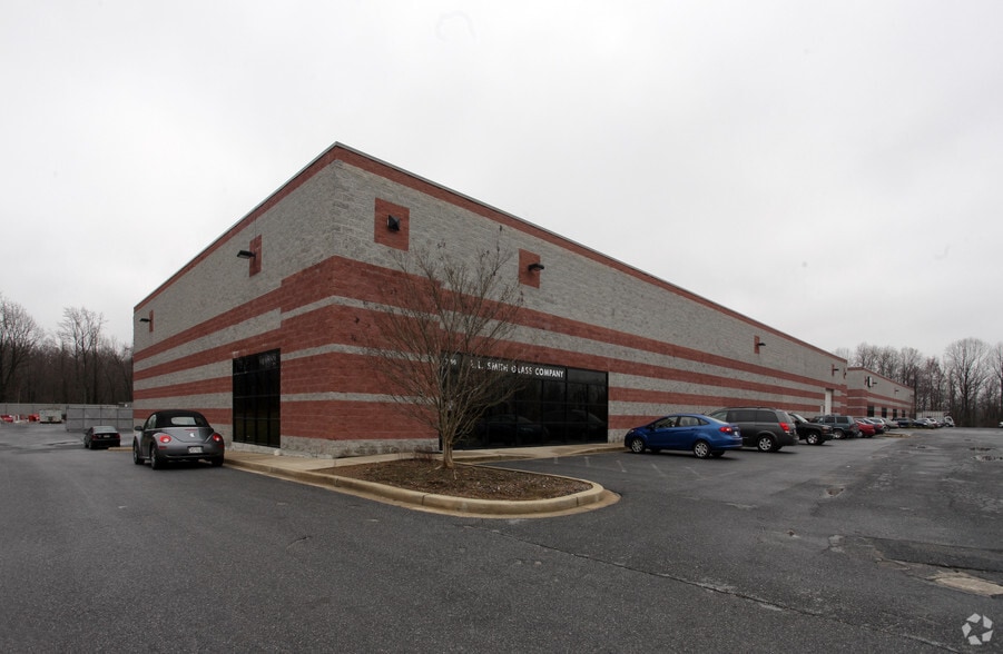 2190 Urbana Pike, Hyattstown, MD for lease - Primary Photo - Image 1 of 3