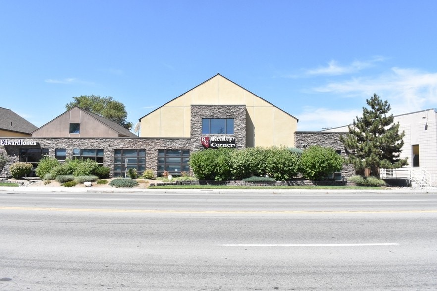 979 Pyramid Way, Sparks, NV for lease - Primary Photo - Image 3 of 13