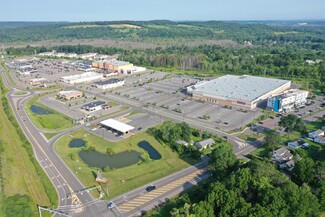 Plus de détails pour 120 Township Blvd, Camillus, NY - Bureau, Vente au détail à louer