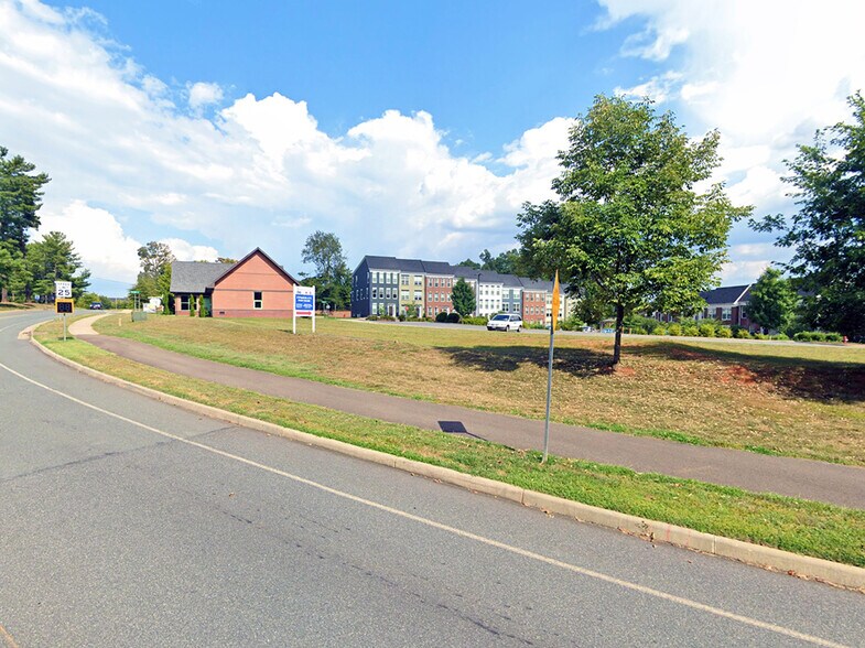 Belvedere Way, Charlottesville, VA for sale - Other - Image 2 of 4