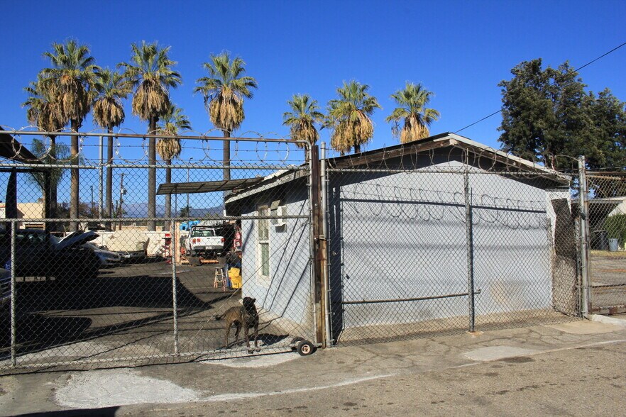 1036 W 2nd St, Pomona, CA à vendre - Photo du bâtiment - Image 3 de 3