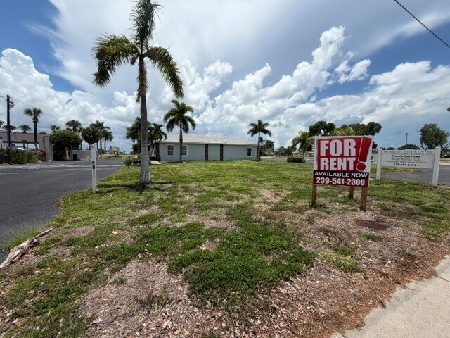 4811 Del Prado Blvd S, Cape Coral, FL for lease - Building Photo - Image 2 of 11