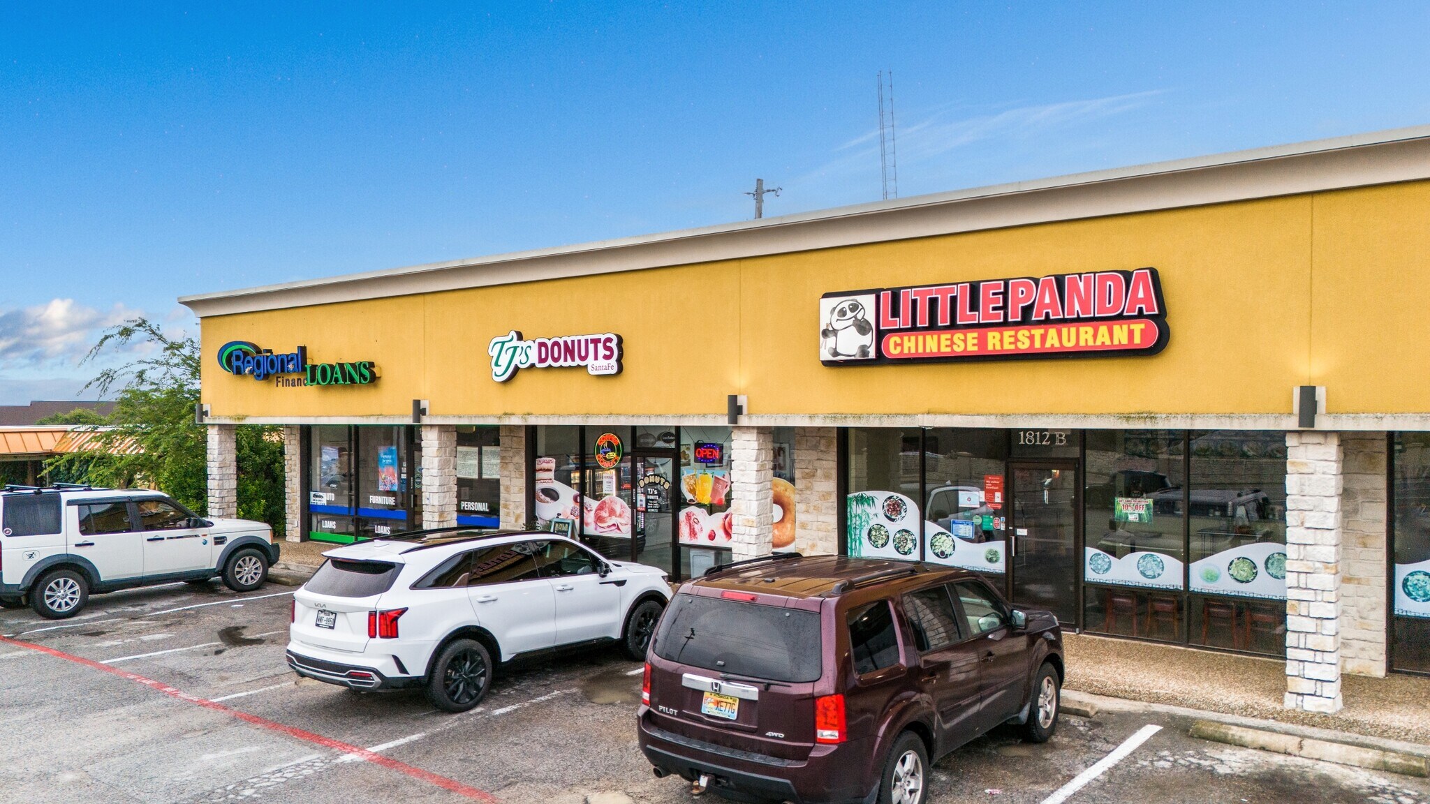 1808-1812 Santa Fe Dr, Weatherford, TX for lease Building Photo- Image 1 of 23