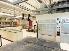 2600 Hilltop Dr, Richmond, CA for lease Interior Photo- Image 1 of 9