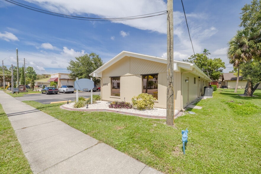 1105 S Fort Harrison Ave, Clearwater, FL for lease - Building Photo - Image 3 of 36
