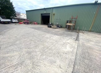 Plus de détails pour Church St, Accrington - Industriel à louer