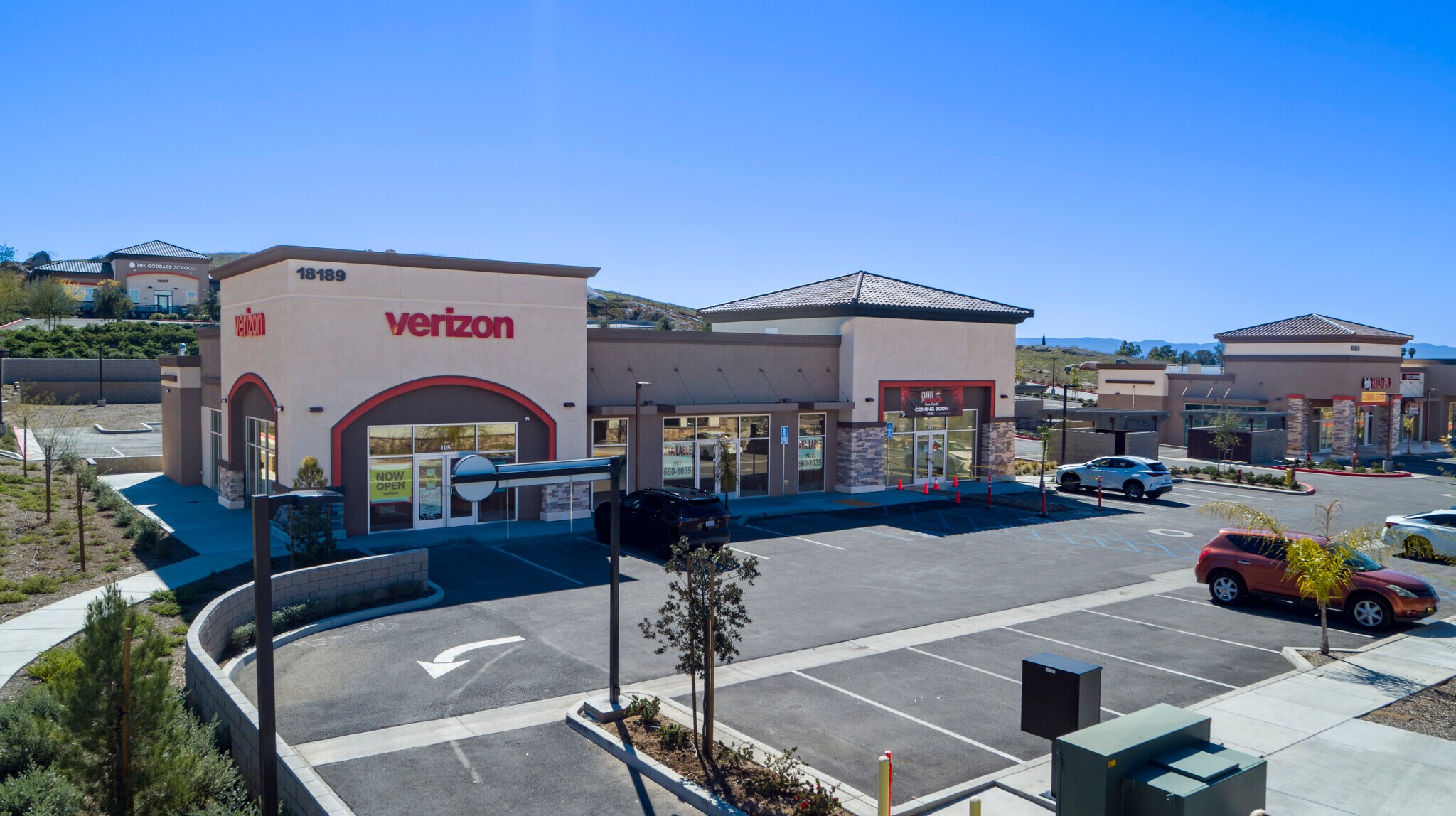 18189 Van Buren Blvd, Riverside, CA à vendre Photo du bâtiment- Image 1 de 1