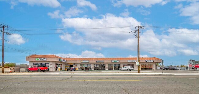 Plus de détails pour 14895 Bear Valley Rd, Hesperia, CA - Commerce de détail à vendre