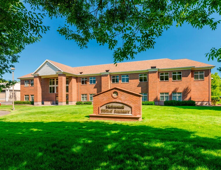 8435 NE Glisan St, Portland, OR for sale - Building Photo - Image 1 of 17